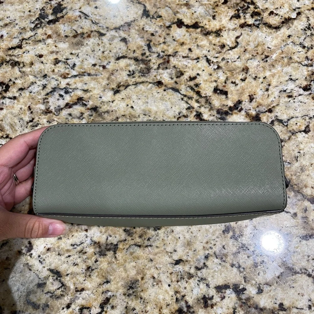 Michael Kors Case - Picture 4 of 9